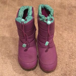 Lands End girls snow boost, size 4